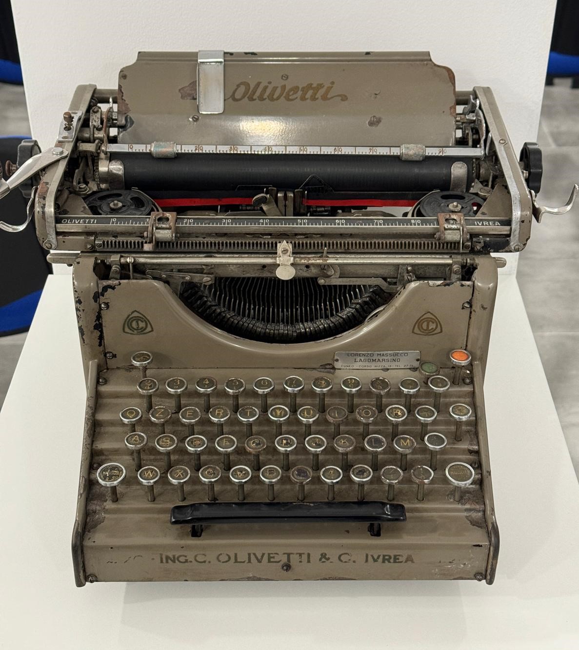 Olivetti M20 “coloniale”