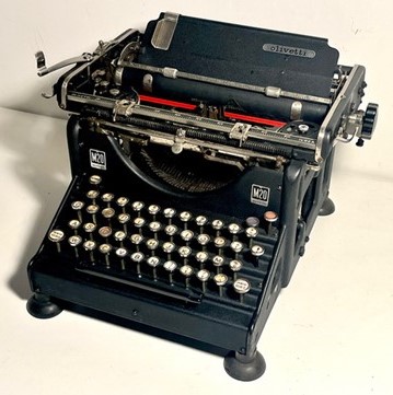 Olivetti M20 Vernice Goffrata