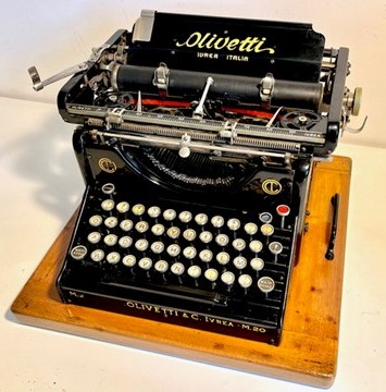 Olivetti M20